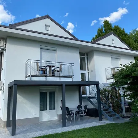 Apartment Ven Ii. *